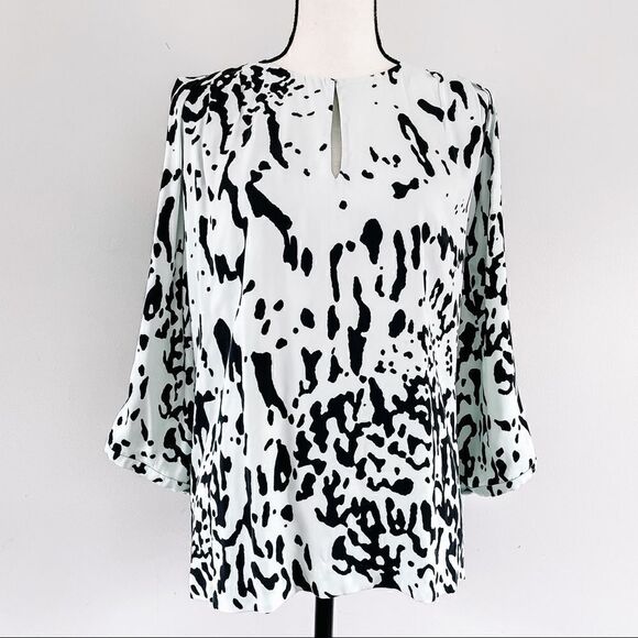 Diane Von Furstenberg Astor Split Sleeve Stretch Silk Blouse - Picture 2 of 9
